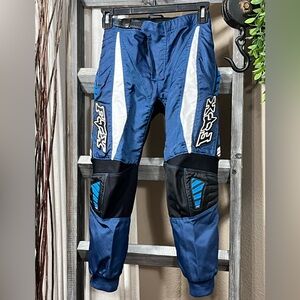 FOX RACING MOTORCYCLE/MOTOCROSS YOUTH RIDING PANTS w/BUILT IN PADS